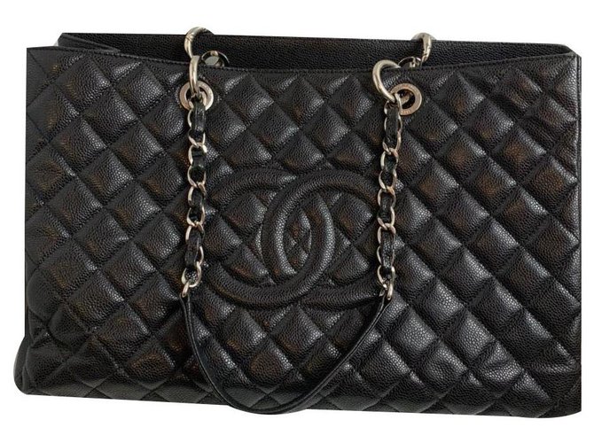 Chanel Black Leather  ref.175679