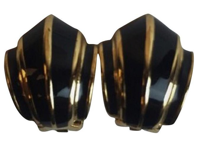 Very nice pair of ear clips, Brand Christian Dior . Black Gold-plated  ref.176366