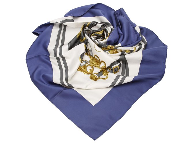 Hermès Sciarpa Hermes in seta con stampa multipla Multicolore Panno  ref.176760