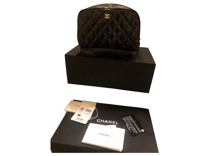 Chanel Bourses, portefeuilles, cas Cuir vernis Noir  ref.177177