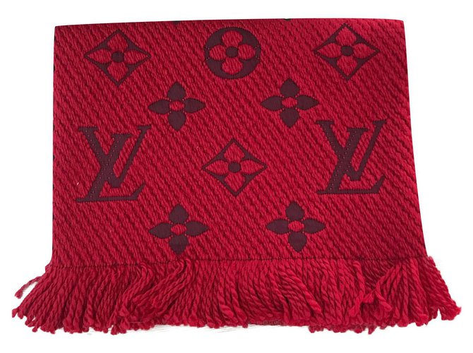 lv edge scarf