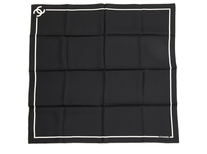 Chanel ICONIC BLACK Silk  ref.177393