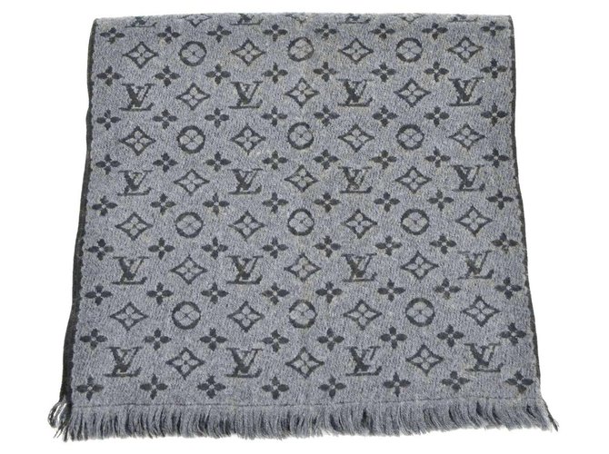 Louis Vuitton Monogram Echarpe Classic Scarf Shawl Wrap Muffler Wool Laine Gris  ref.162497
