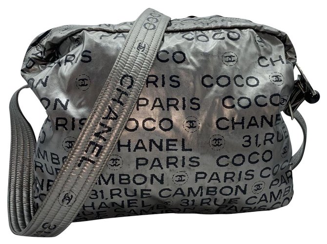 Chanel Bolsas Prata Plástico  ref.177702