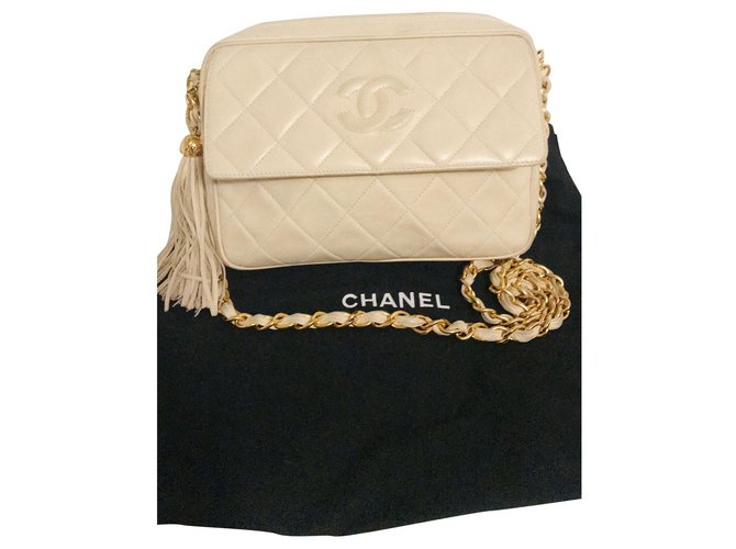 Chanel Camera Lambskin Quilted Crossbody Flap Bag Beige ref.177856 - Joli  Closet