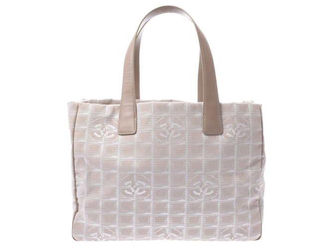 Chanel Travel line tote bag Beige Cloth ref.159344 - Joli Closet