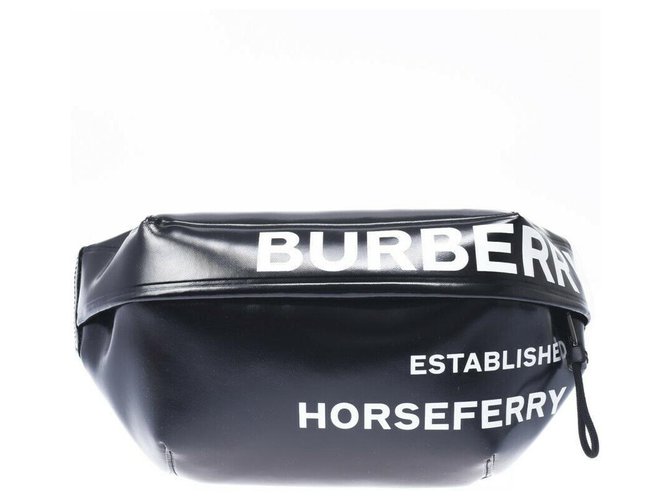 Burberry Shoulder bag Black Leather  ref.178297