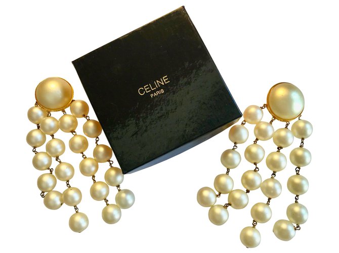 Céline Earrings Eggshell Pearl  ref.178330