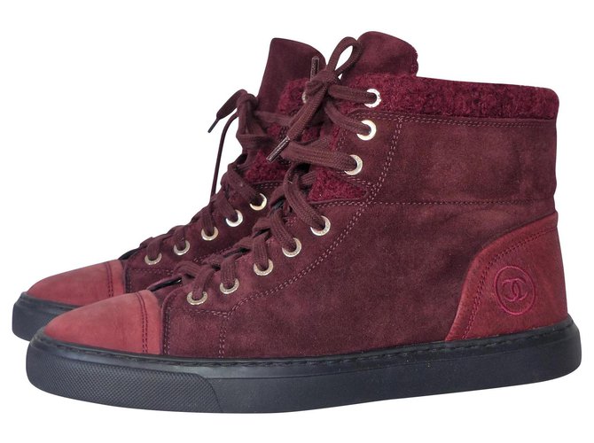 Chanel Sneakers Dark red Suede  ref.178435