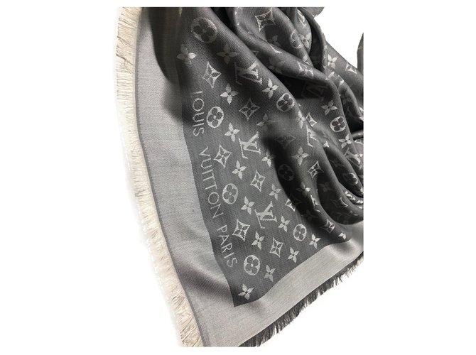 Chal de mezclilla gris Louis Vuitton monogram Seda Lana  ref.178449