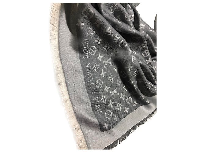 Scialle Louis Vuitton monogram denim grigio