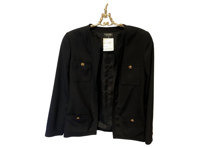 Chanel Skirt suit Black Wool  ref.178704