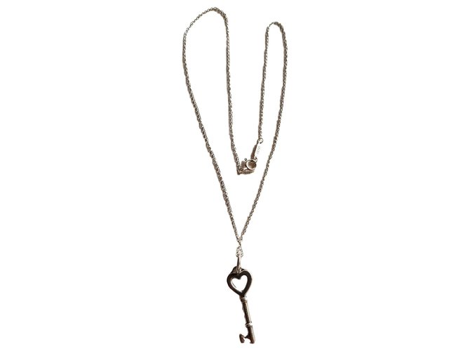 Tiffany & Co Silver Heart Key pendant Silvery  ref.178720