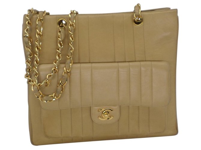 Chanel Handbags Beige Leather  ref.179018