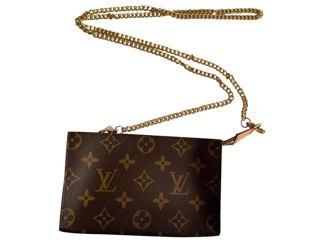 Louis Vuitton Clutch bags Brown Cloth  ref.179099