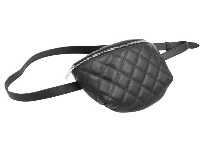 Chanel sac ceinture Cuir Noir  ref.179116