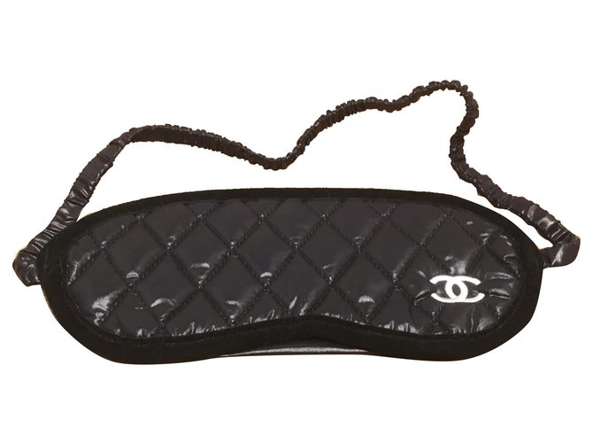 Chanel Sunglasses Black Polyamide  ref.179286