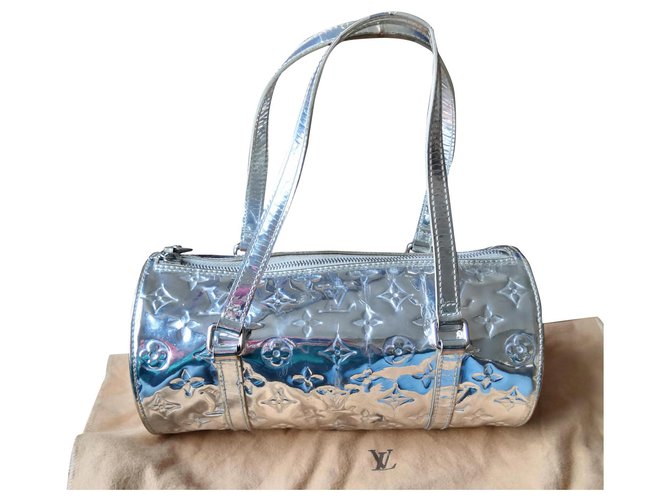 Papillon Sublime and RARE bag louis vuitton Butterfly silver Silvery Patent leather  ref.179299