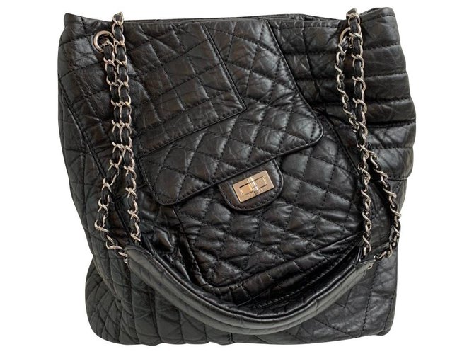 Chanel Preto Couro  ref.179449