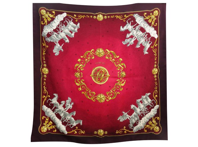 Hermès Lenços de seda Ameixa  ref.179755