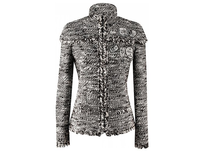 Chanel chaqueta de tweed con parches raros Multicolor  ref.179855