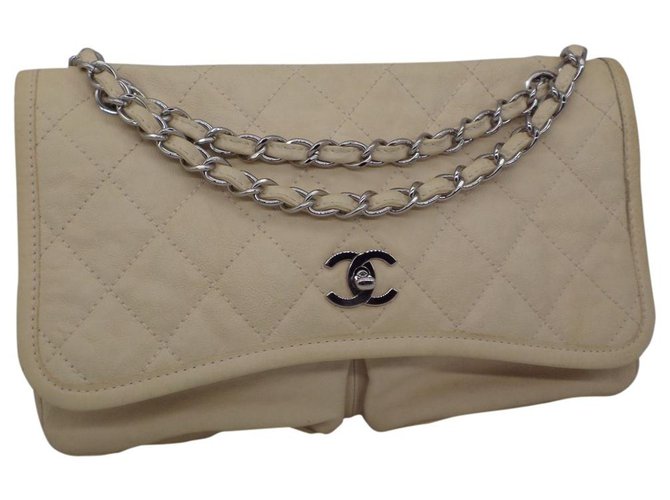Chanel Bolsas Branco Couro  ref.180024