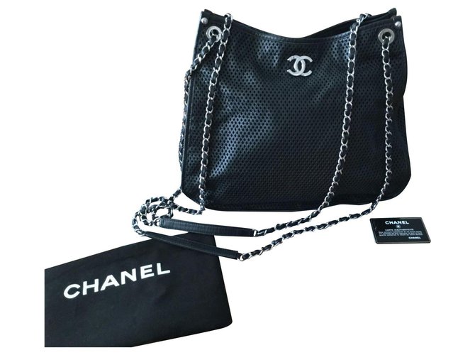 Chanel Sacs à main Cuir Noir  ref.180398