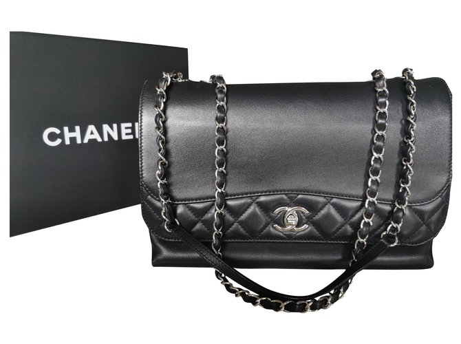Timeless Chanel Tramazzo Black Leather  ref.180400