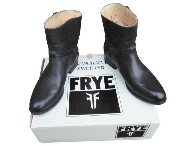 boots Frye modèle Lindsay état neuf p 39,5 Cuir Noir  ref.180648