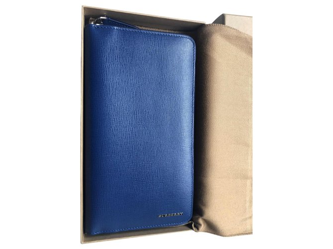 Burberry Wallets Blue Leather  ref.181367