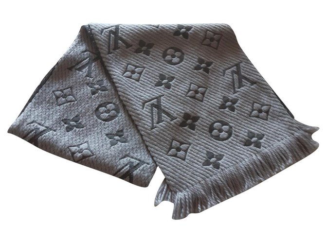 Louis Vuitton logomania scarves Grey Wool  ref.181909