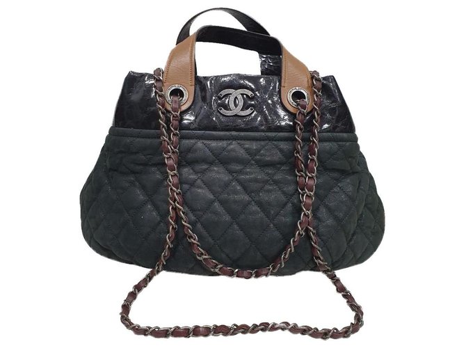 Chanel Black Leather  ref.182066