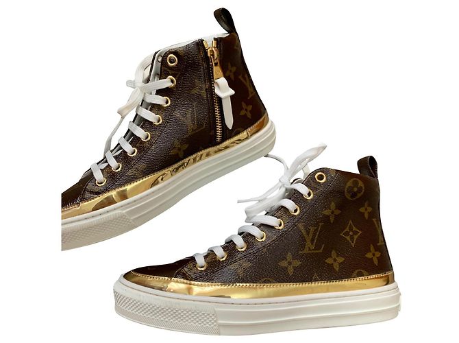 Stellar tops altos Louis Vuitton