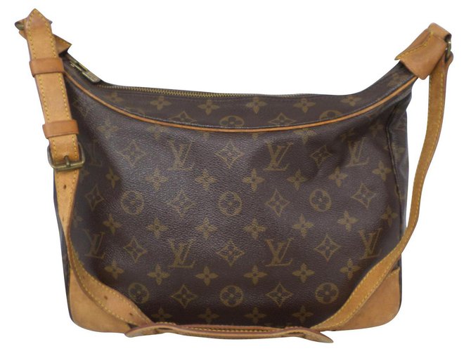 Boulogne Louis Vuitton Handbags Brown Cloth  ref.182512