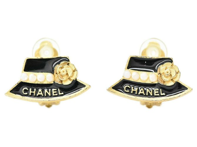 Boucles d'oreilles Chanel Doré  ref.182519