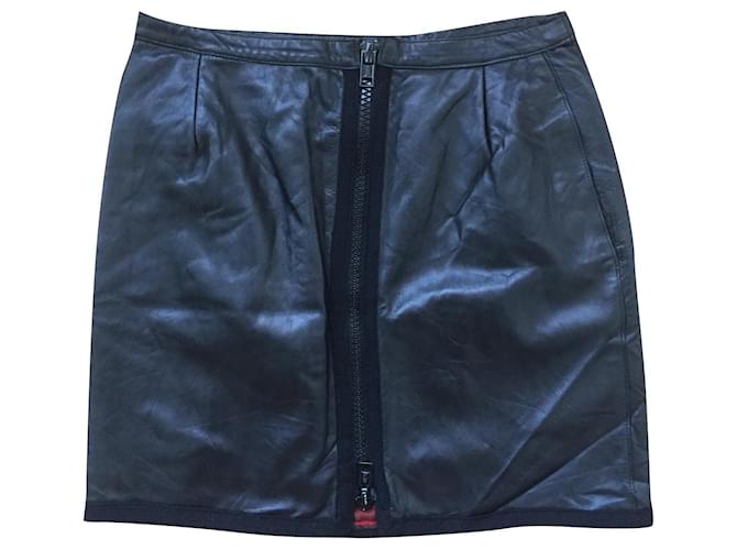 Yves Saint Laurent Vintage leather skirt Black  ref.182633