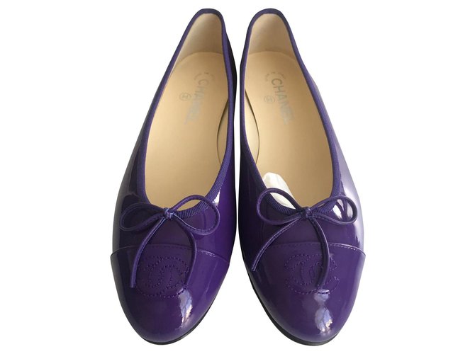 Chanel ballet flats in purple patent calf leather 38,5 , new and never worn Patent leather  ref.182916