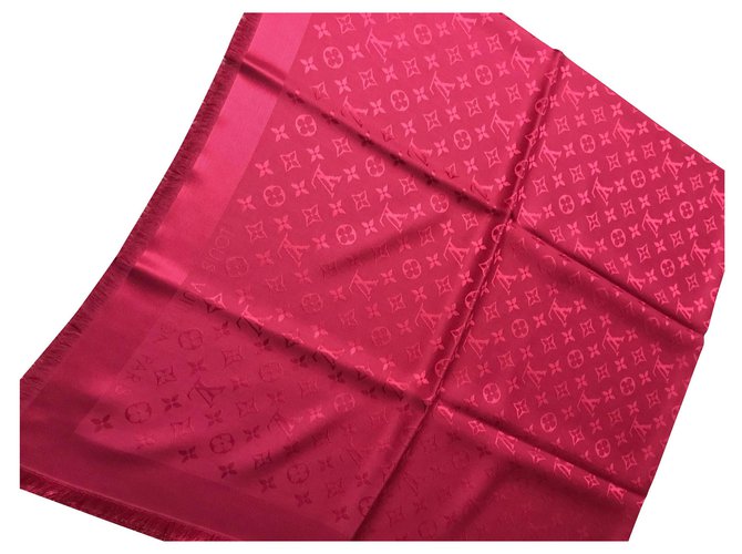 Châle Louis Vuitton rouge Soie Laine  ref.183042