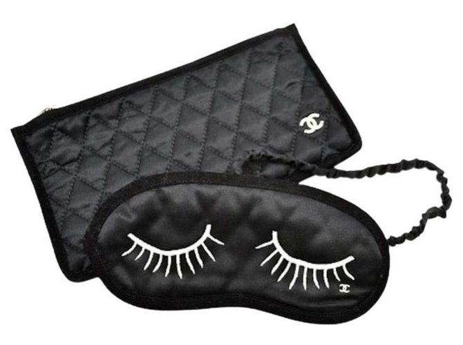 Chanel Gafas de sol Negro Seda  ref.183070