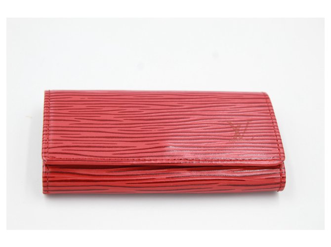 Llaves múltiples Louis Vuitton en cuero épi rojo. Roja  ref.183122