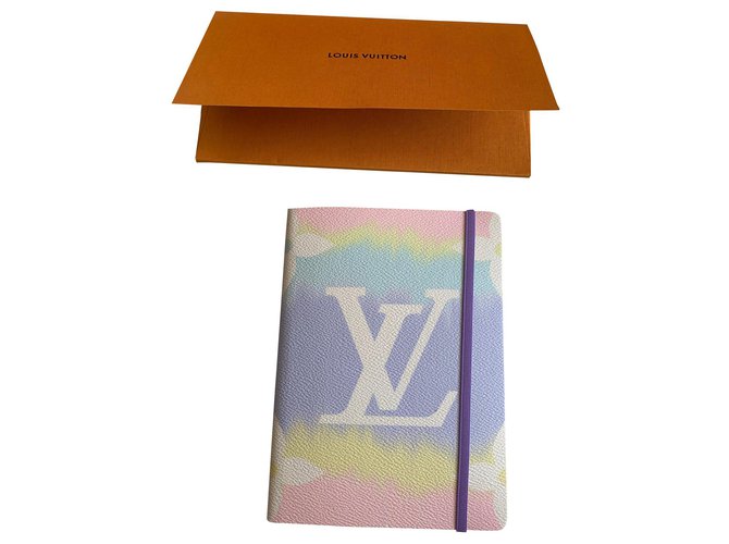 Louis Vuitton Purses, wallets, cases Pink  ref.183126