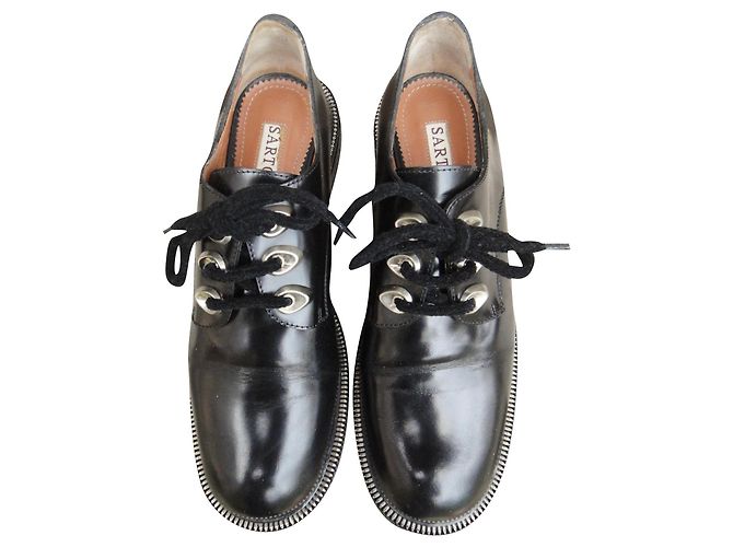 Derbies Sartore en cuir noir taille 37