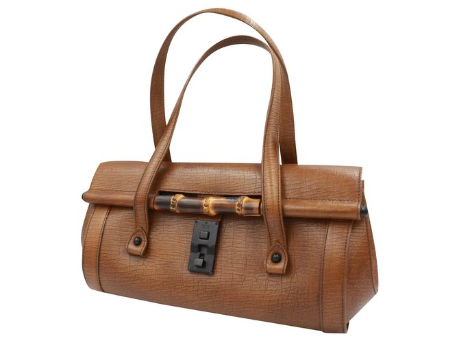 Gucci Bamboo handbag in brown leather Cuir Marron clair  ref.183622