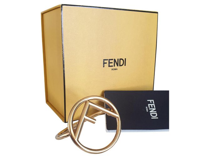 F is Fendi Golden Metal  ref.183759