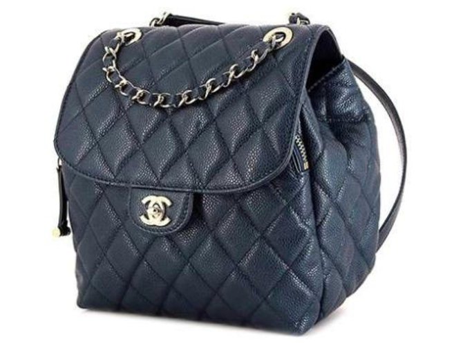 Chanel Lederrucksack Blau  ref.183849