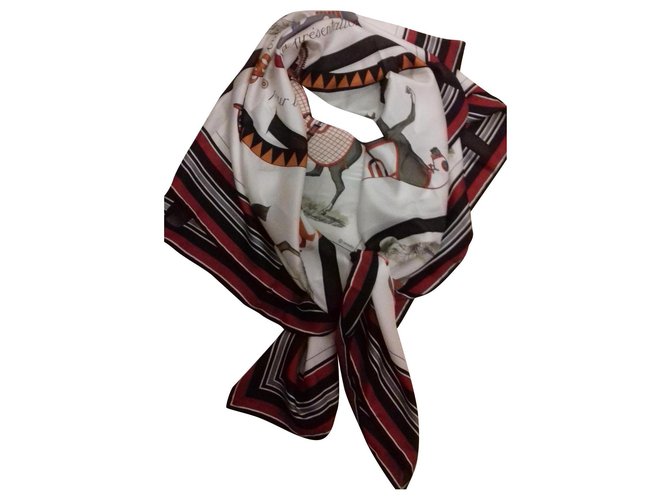 Hermès Silk scarves  ref.183974