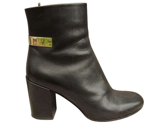 Givenchy Leather Ankle Boots Black 37
