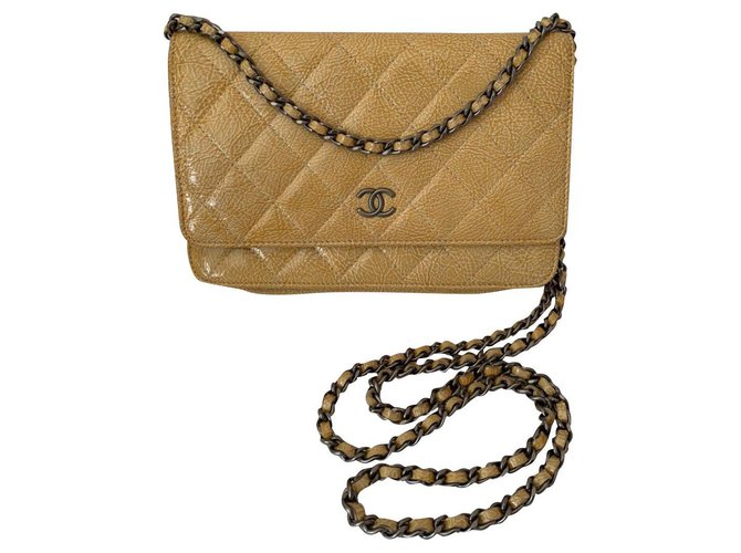 Chanel Beige Patent leather  ref.184247