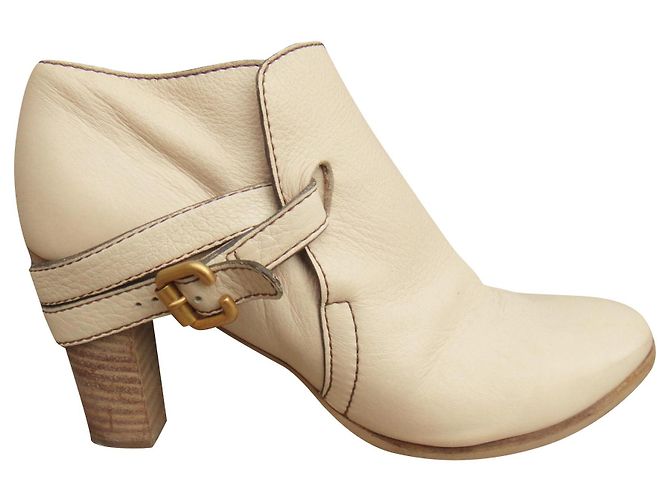 Chloé Leder Stiefeletten beige Größe 36