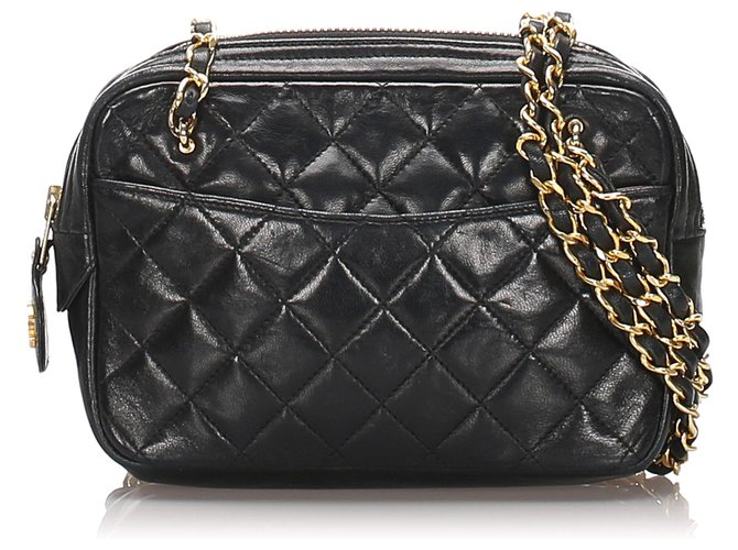 Chanel Black Lambskin Leather Shoulder Bag  ref.184479
